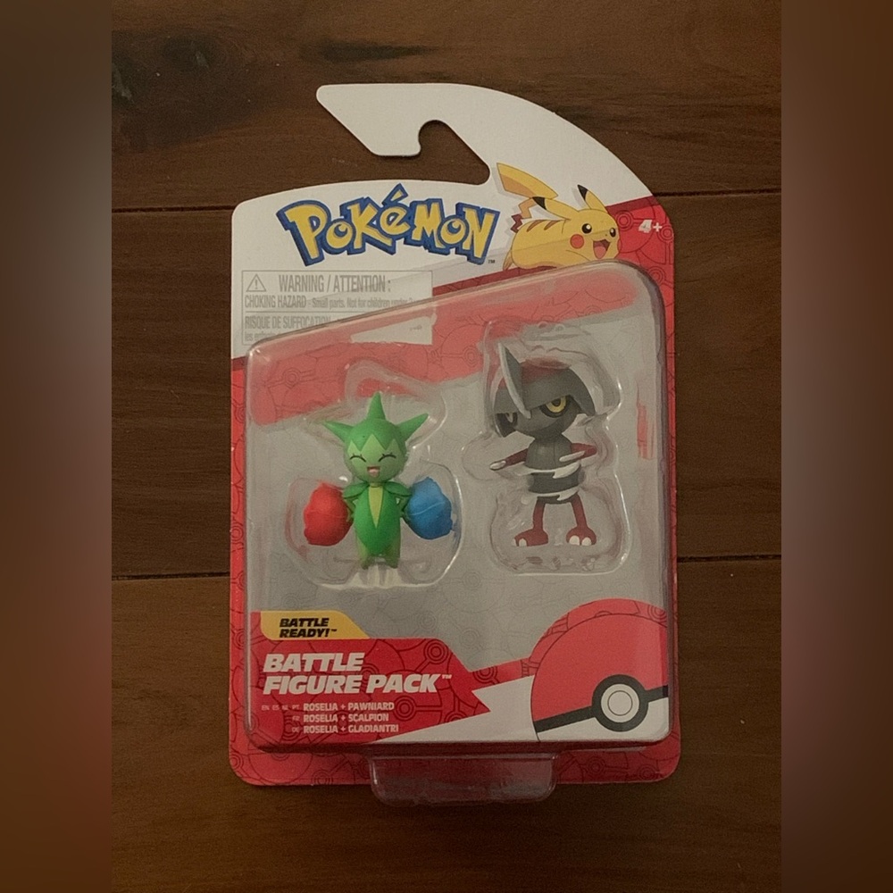 Pokémon Battle Figure Pack with Roselia and Pawniard